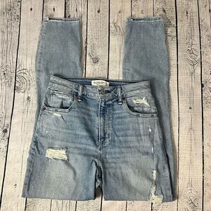 ABERCROMBIE & FITCH Distressed High Rise Skinny Jeans